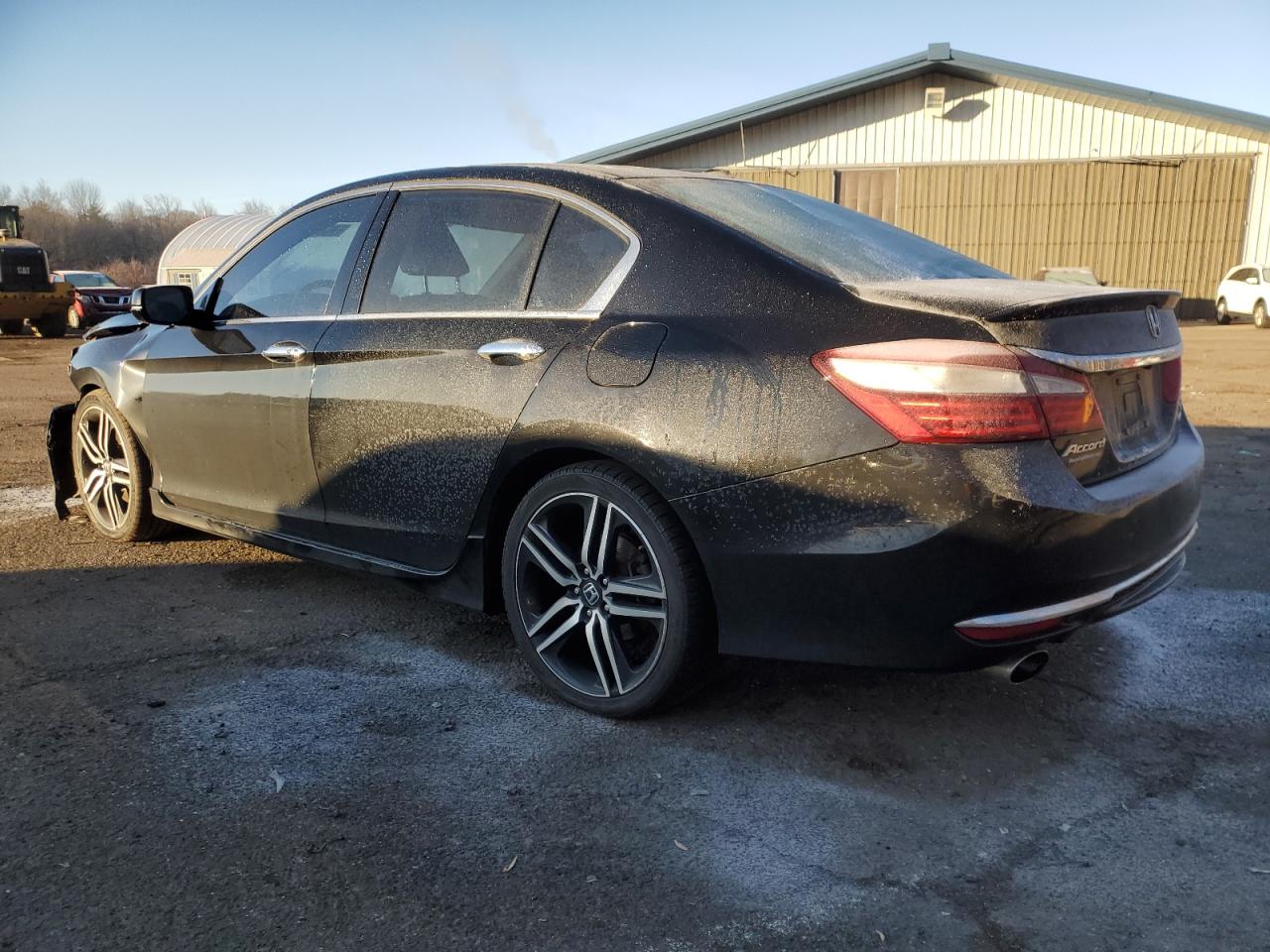 VIN 1HGCR3F93HA044706 2017 HONDA ACCORD no.2