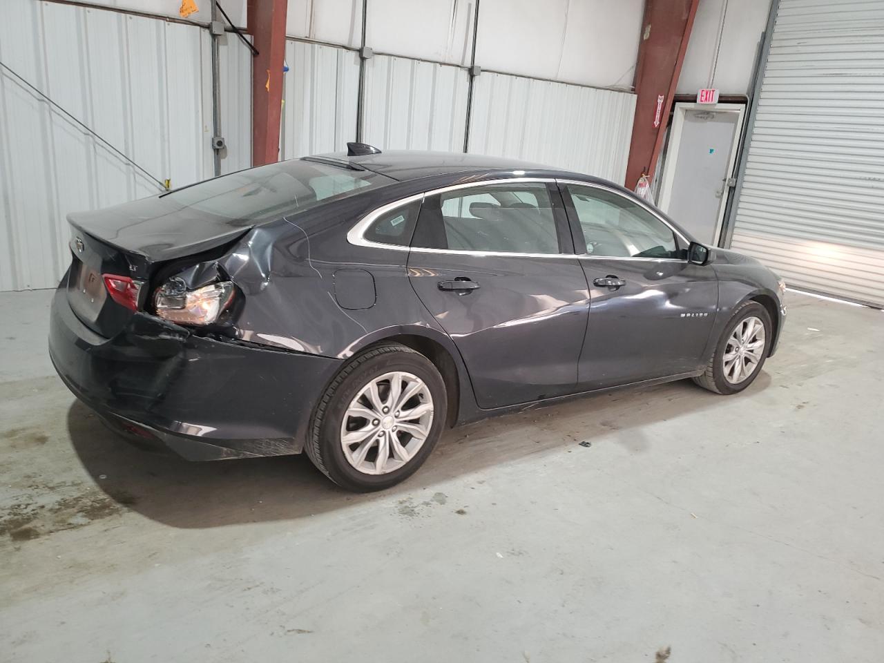 2023 Chevrolet Malibu - Image 3