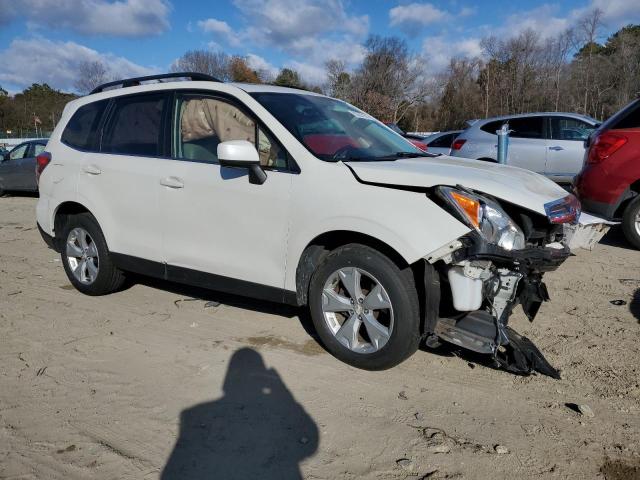 Паркетники SUBARU FORESTER 2015 Белый