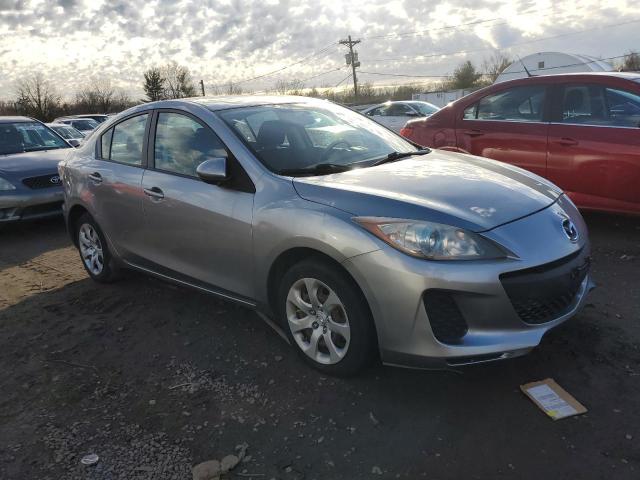  MAZDA 3 2013 Silver