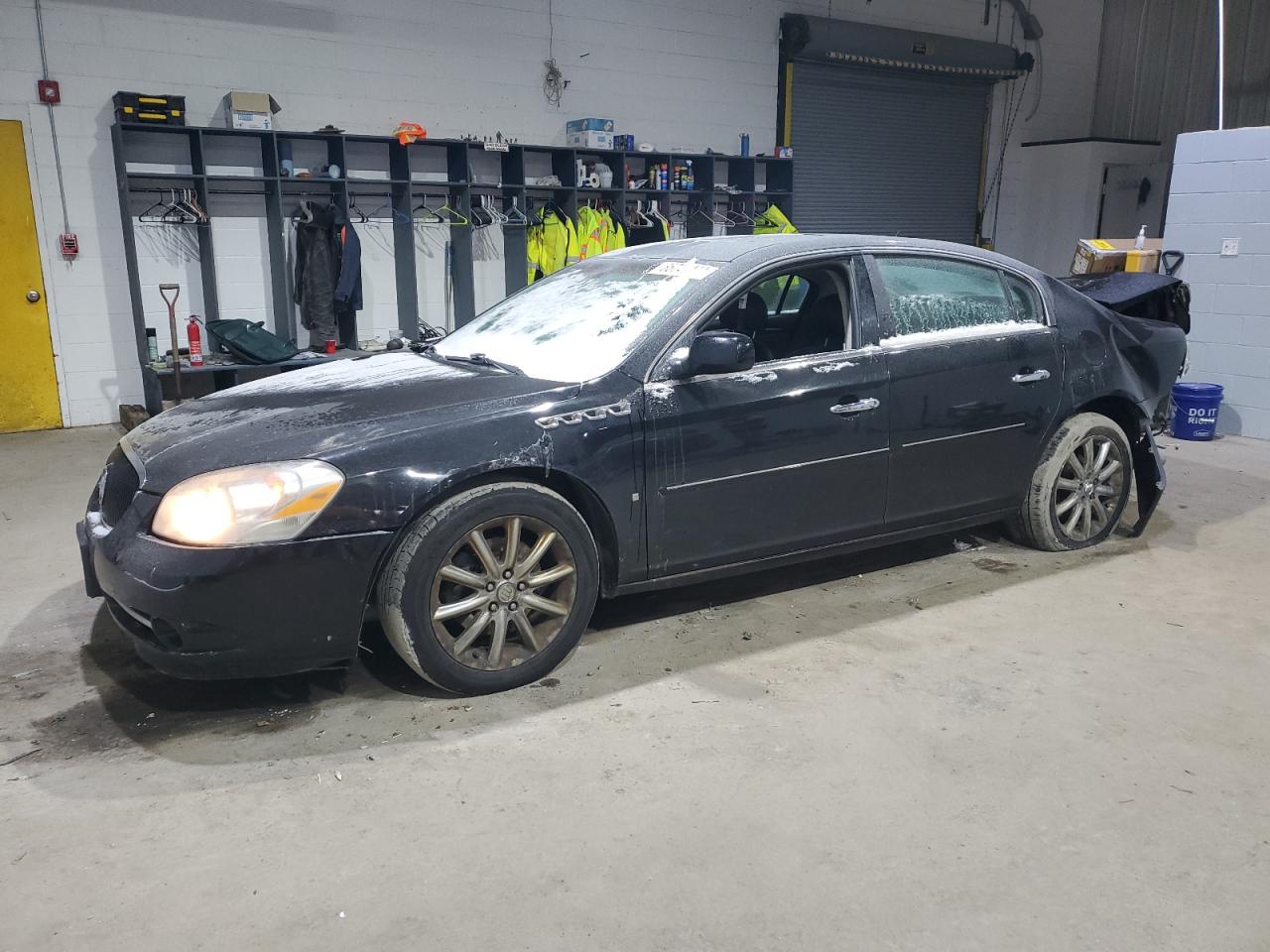 2006 Buick Lucerne Cxs for Sale in Candia, NH - Rear End