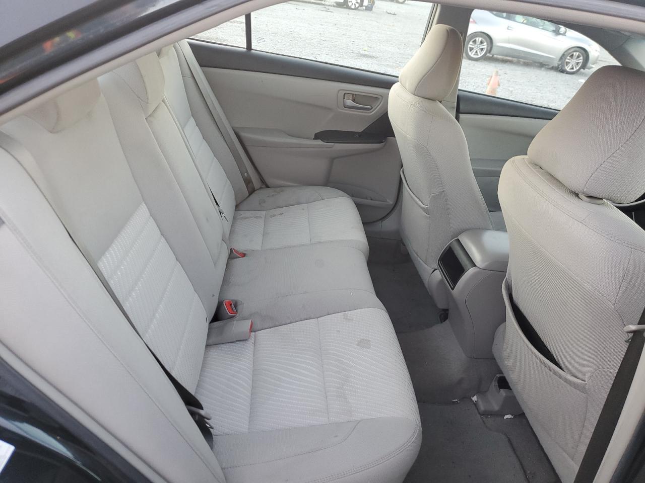 2016 Toyota Camry - Image 10