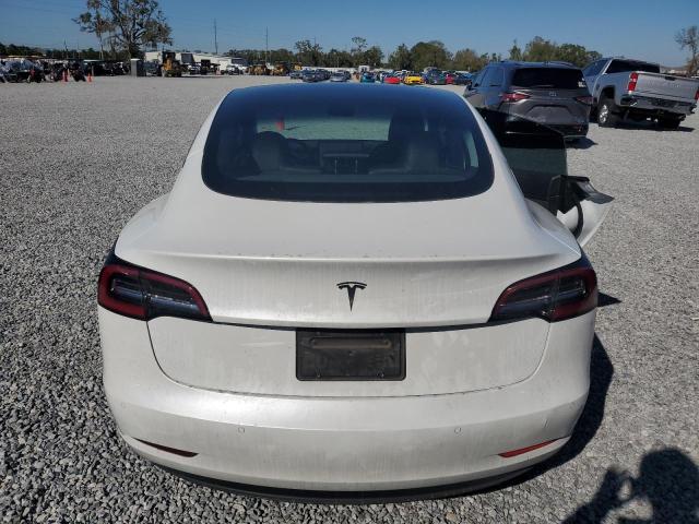  TESLA MODEL 3 2021 Белы