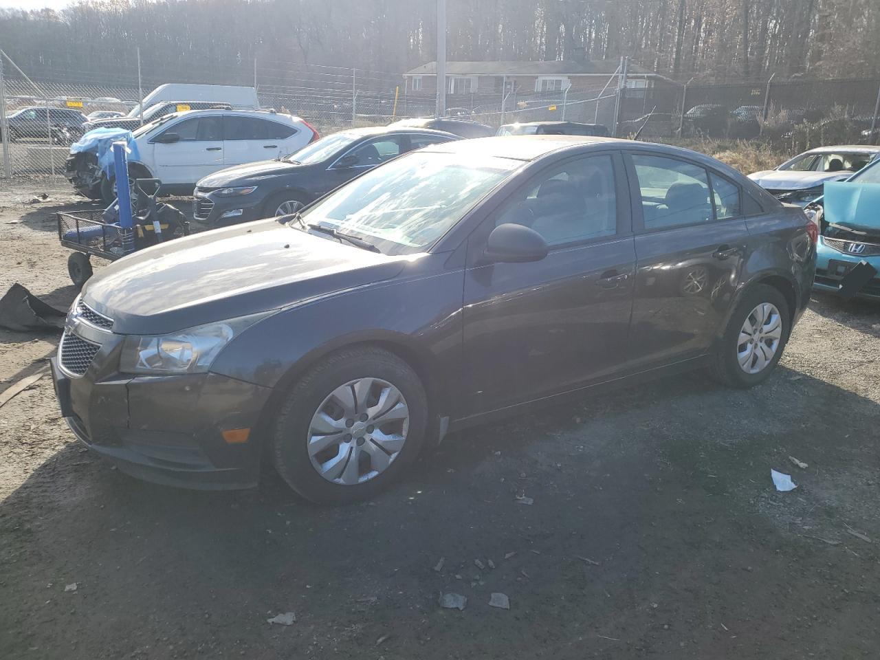 2014 Chevrolet Cruze - Image 2