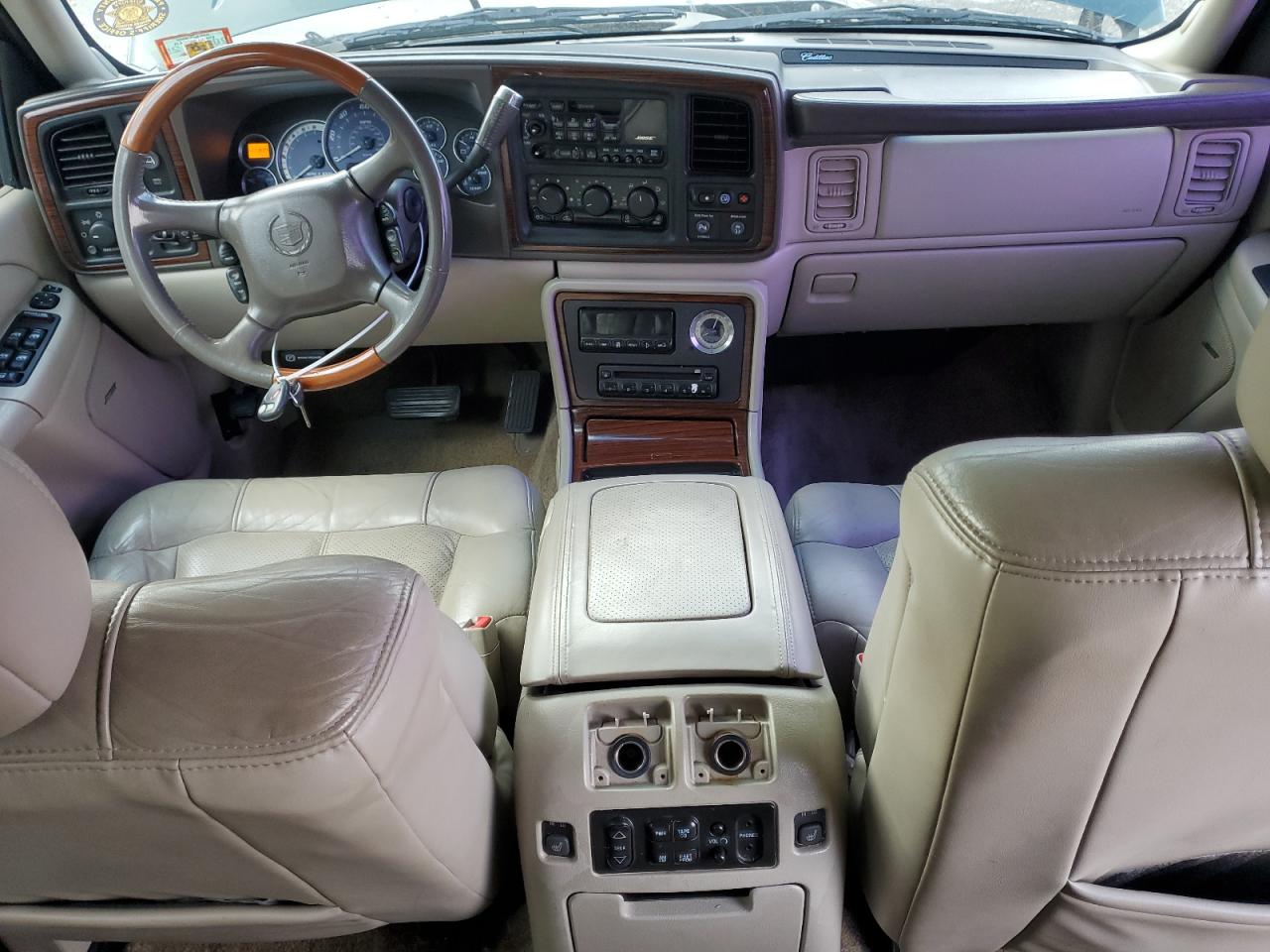 2002 Cadillac Escalade - Image 8