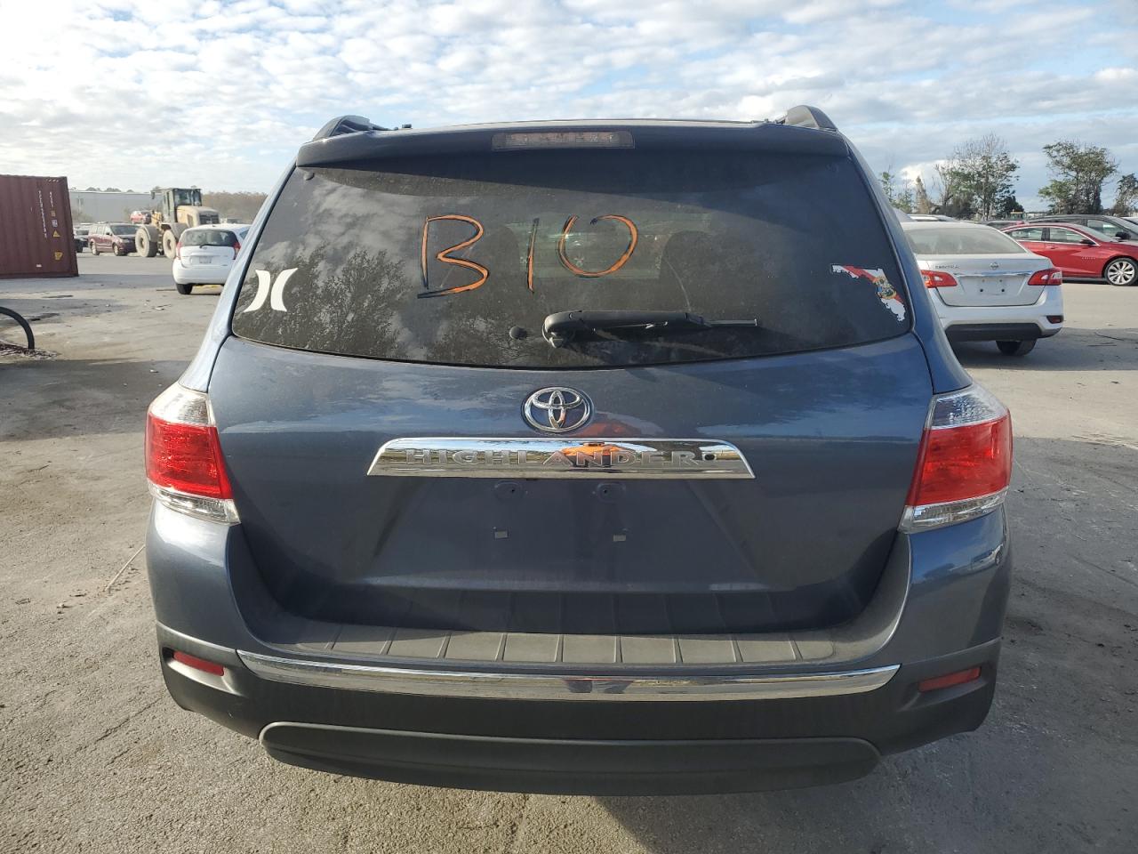 VIN 5TDZK3EHXDS140979 2013 TOYOTA HIGHLANDER no.6