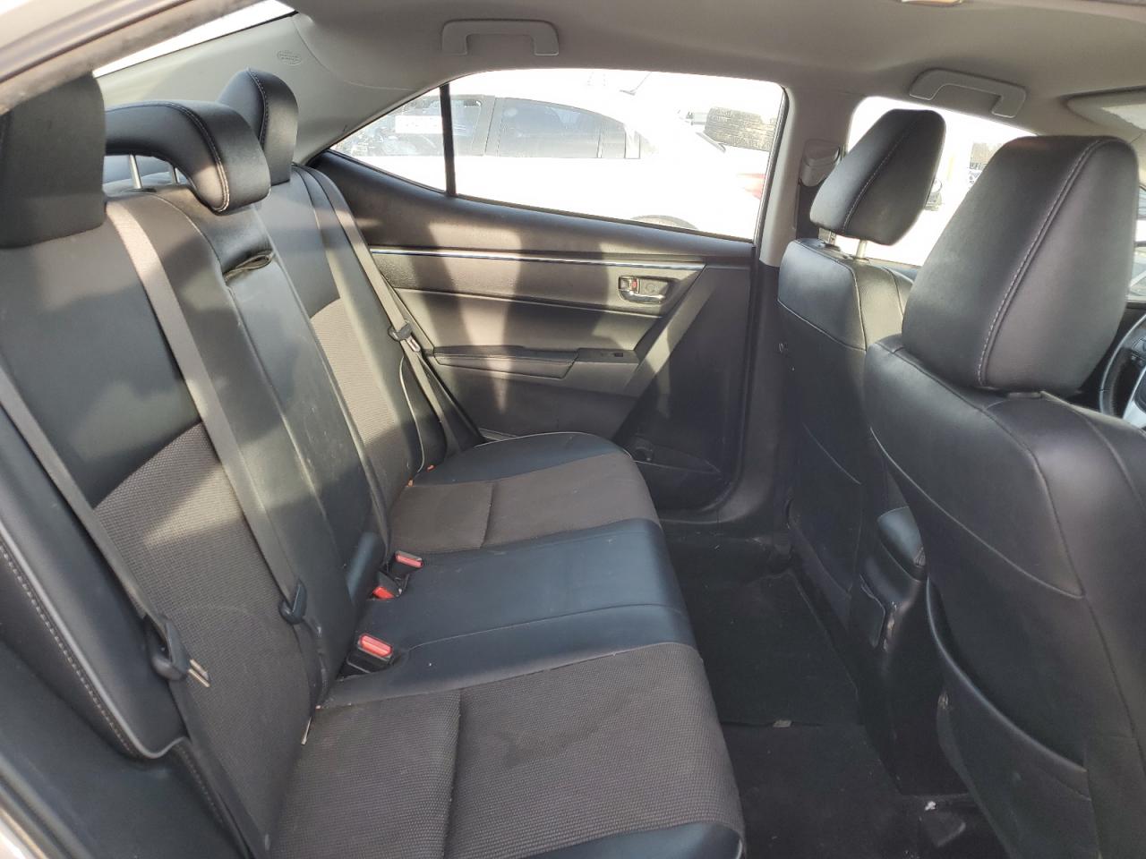 2016 Toyota Corolla - Image 10