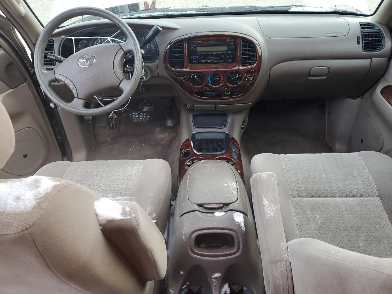 2004 Toyota Tundra - Image 8