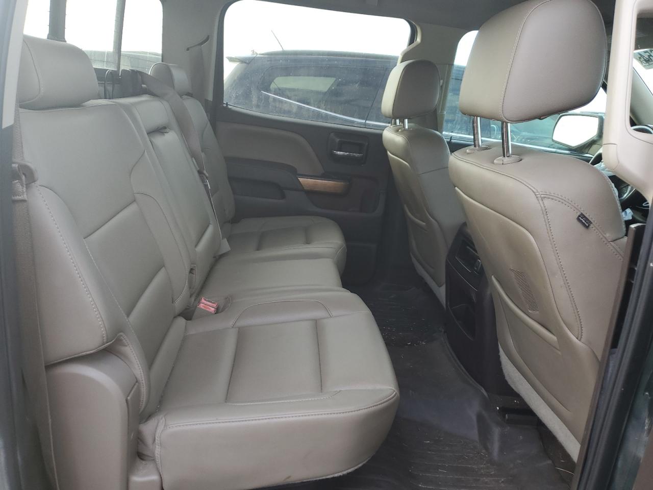 2014 Chevrolet Silverado - Image 10