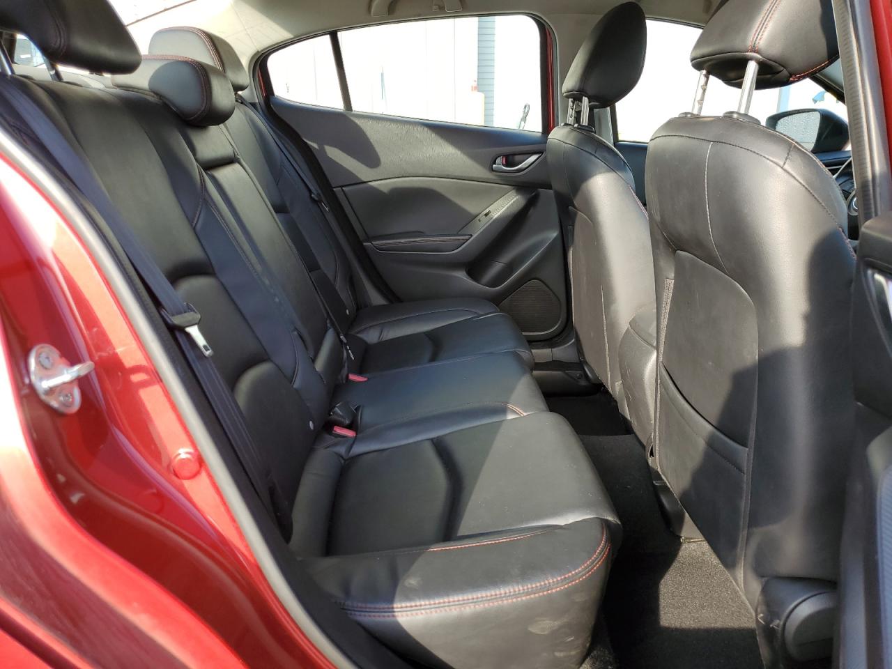 2014 Mazda 3 - Image 10