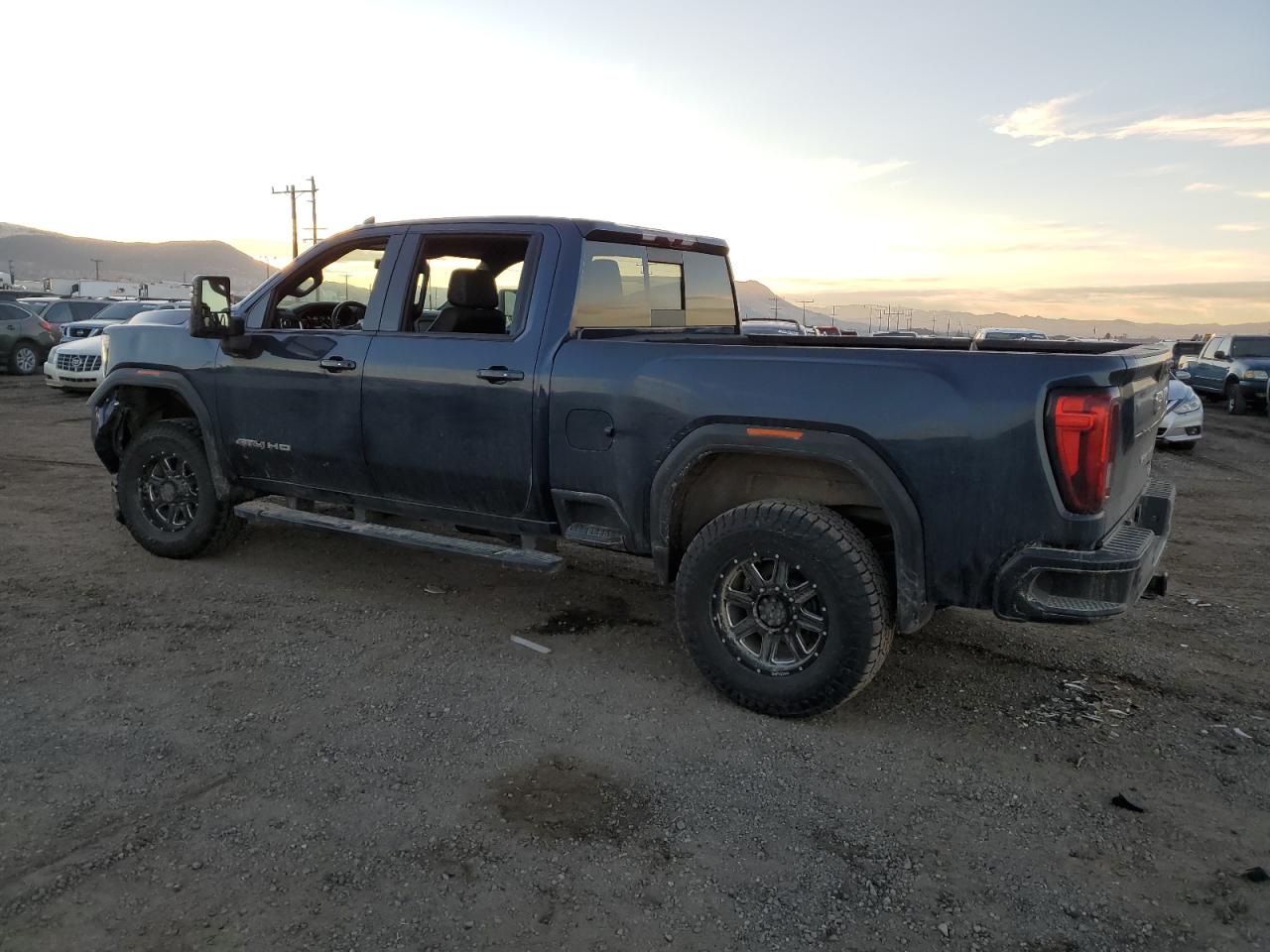 2022 GMC Sierra - Image 2