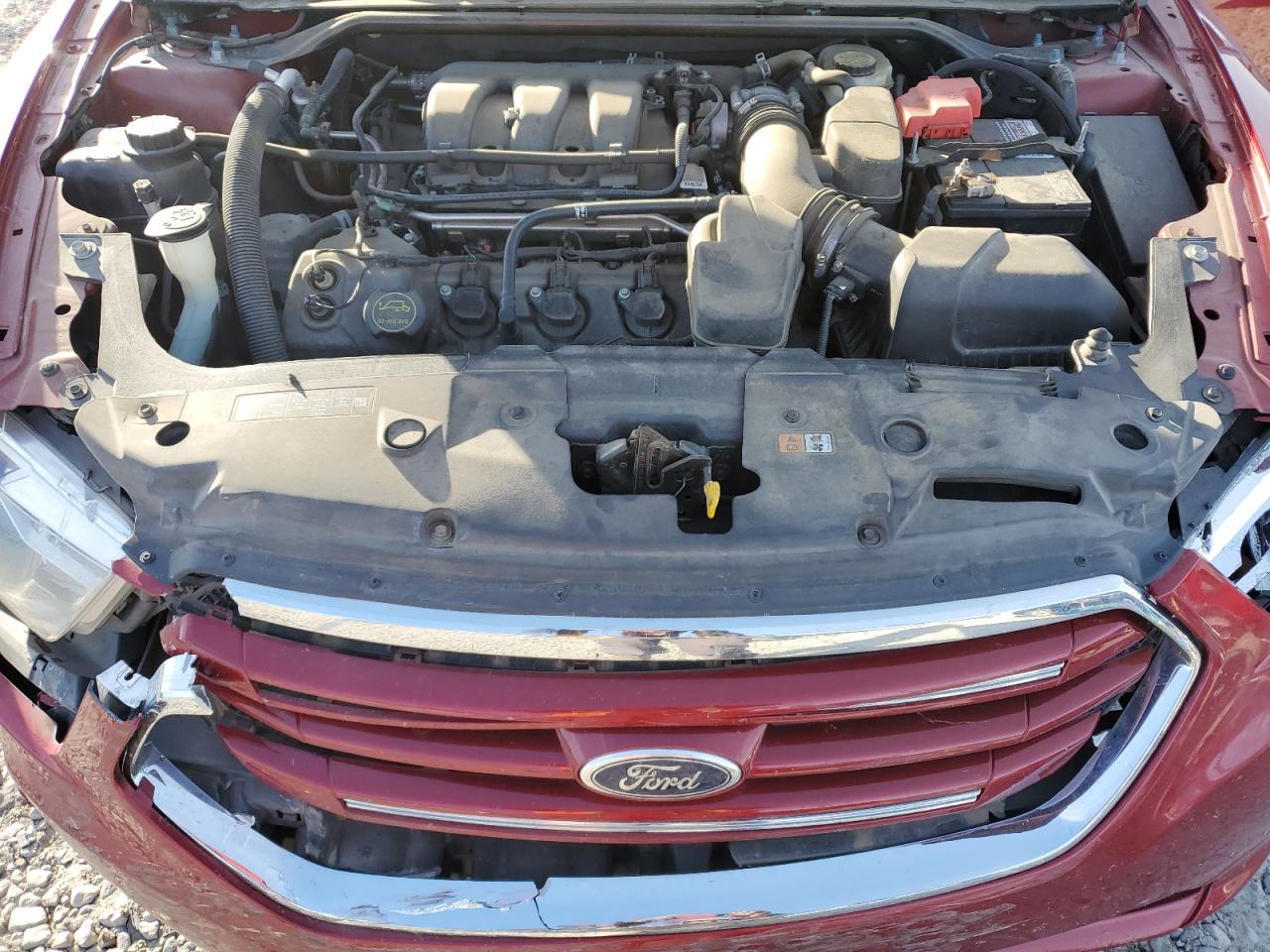 2014 Ford Taurus - Image 11