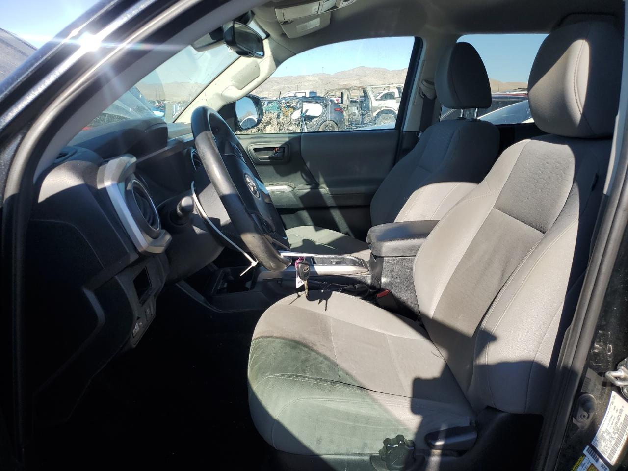 2019 Toyota Tacoma - Image 7
