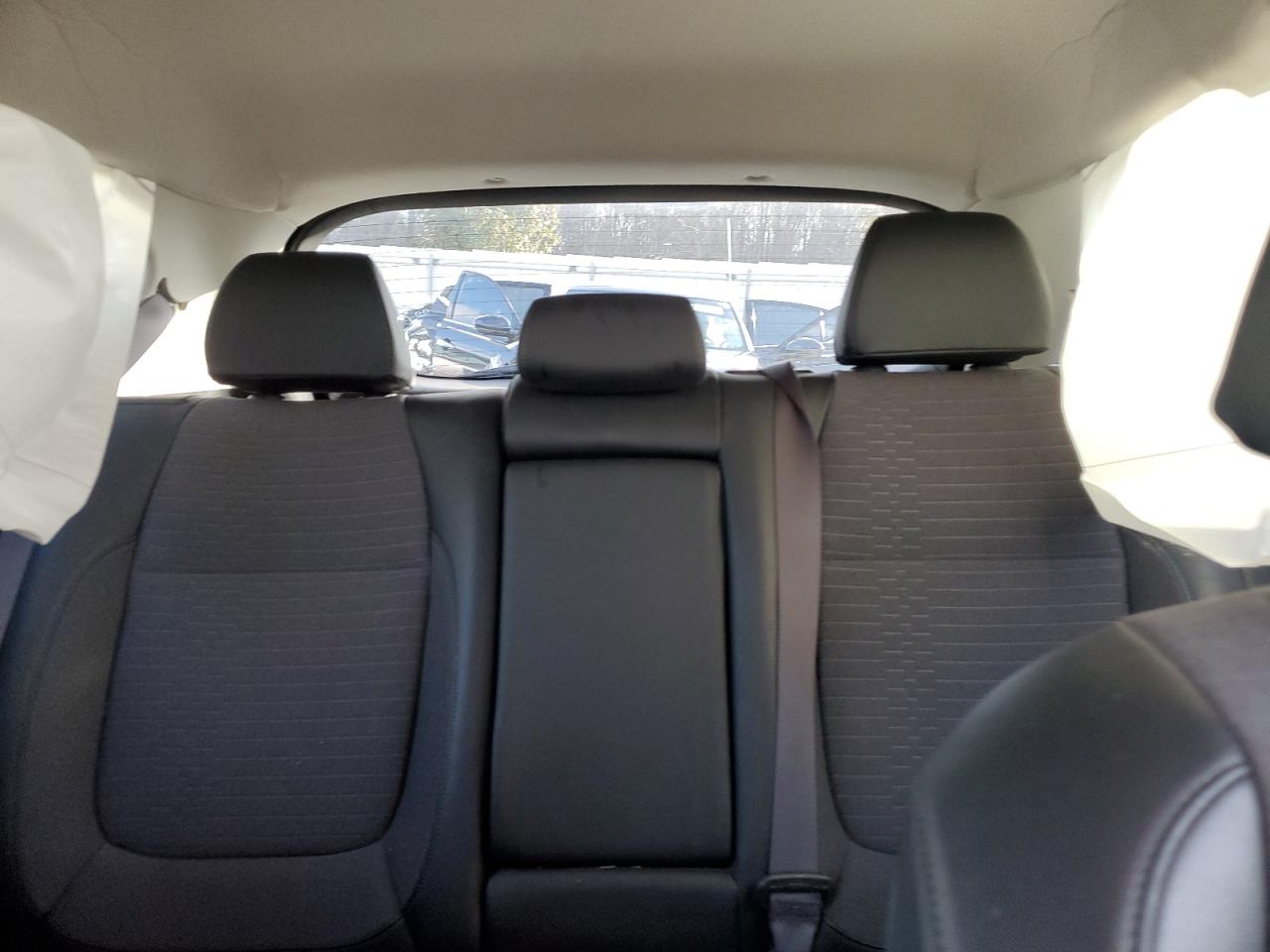 2023 Kia Seltos - Image 10