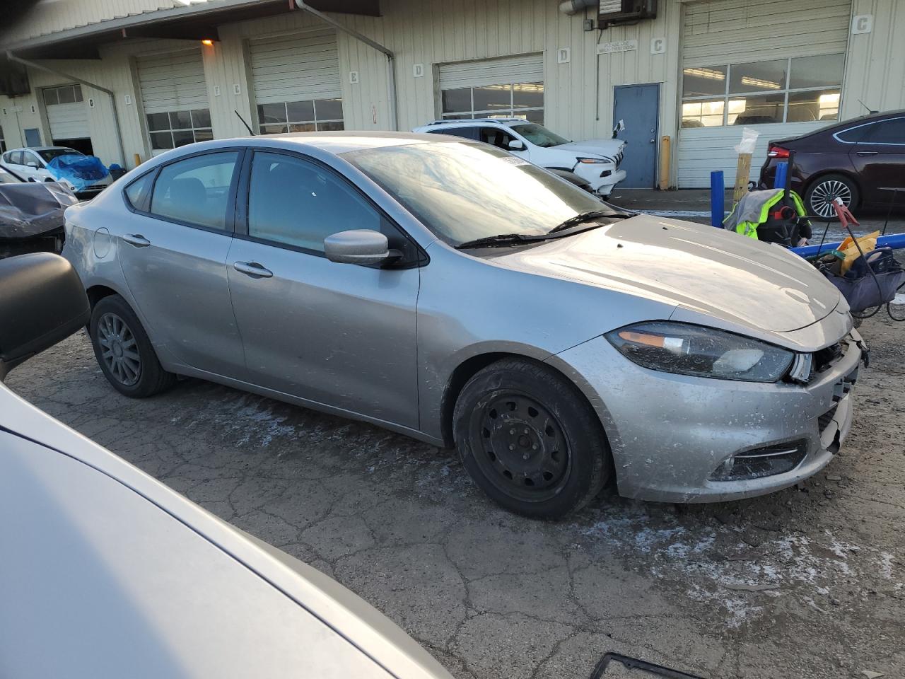 VIN 1C3CDFBB8FD213660 2015 DODGE DART no.4