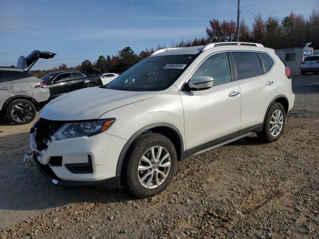  NISSAN ROGUE 2017 White