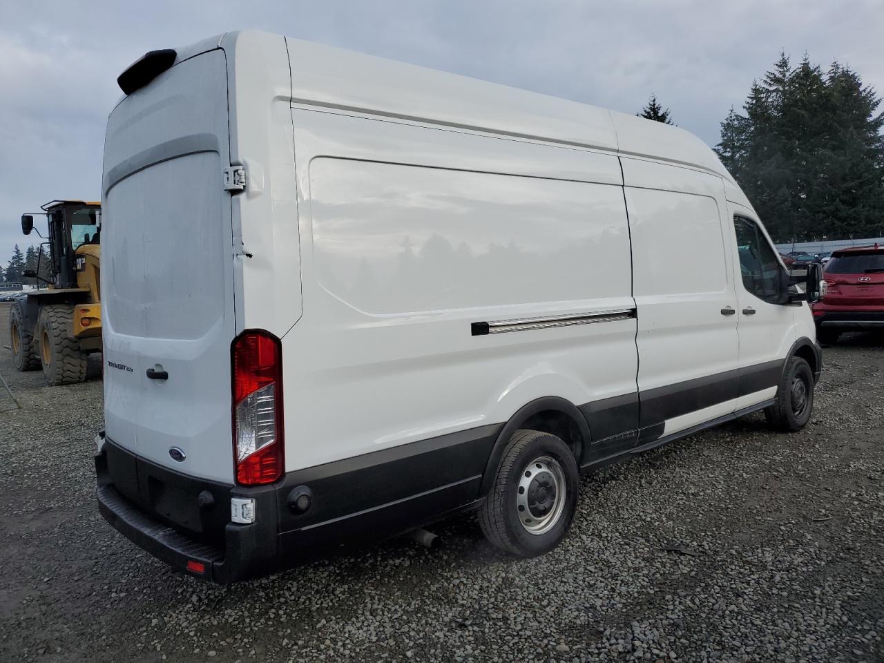 VIN 1FTBR3X89LKA82251 2020 FORD TRANSIT no.3