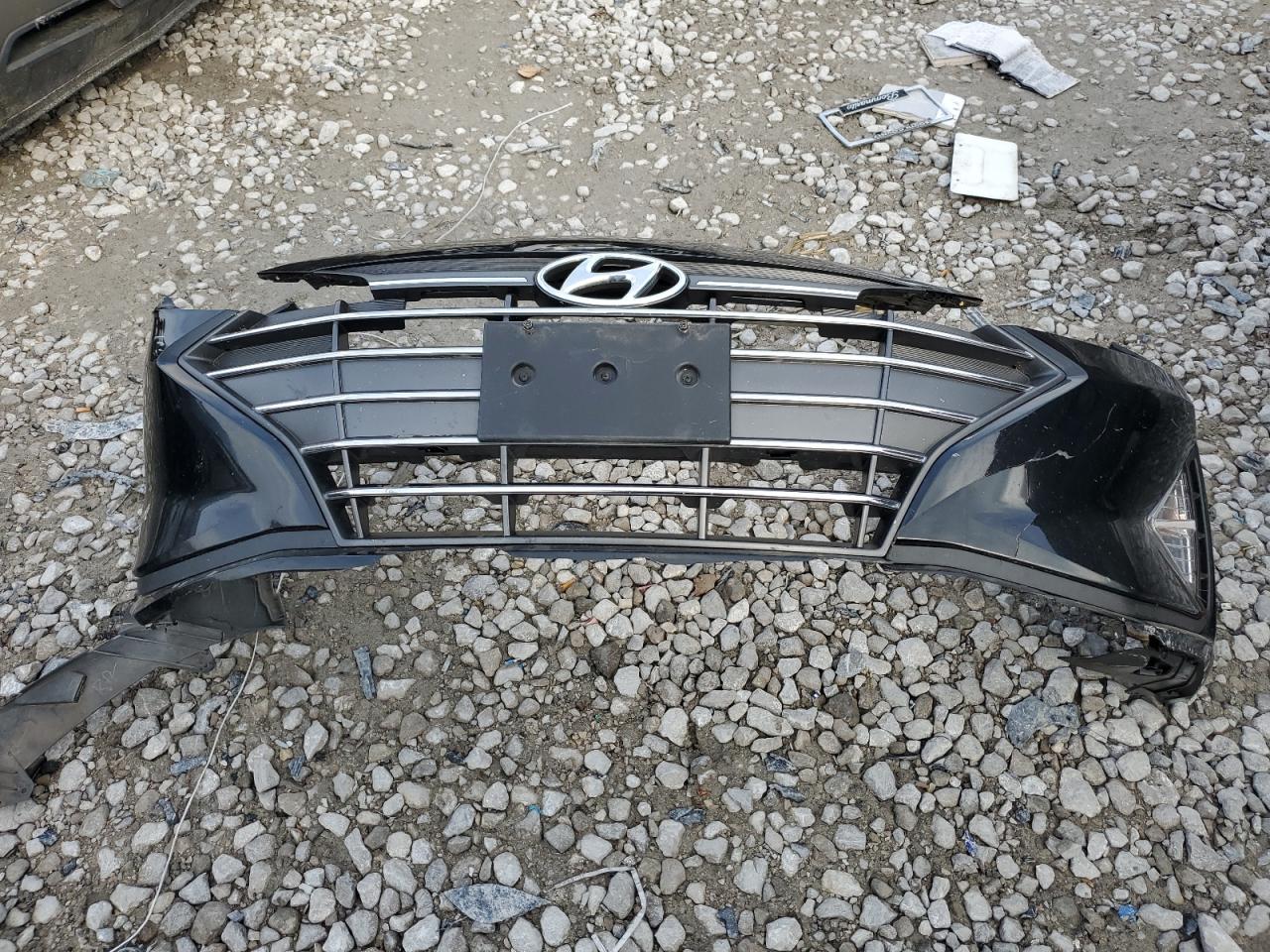 2020 Hyundai Elantra - Image 14