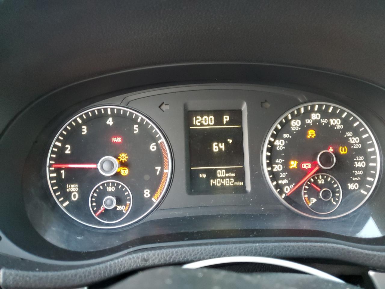2015 Volkswagen Passat - Image 9