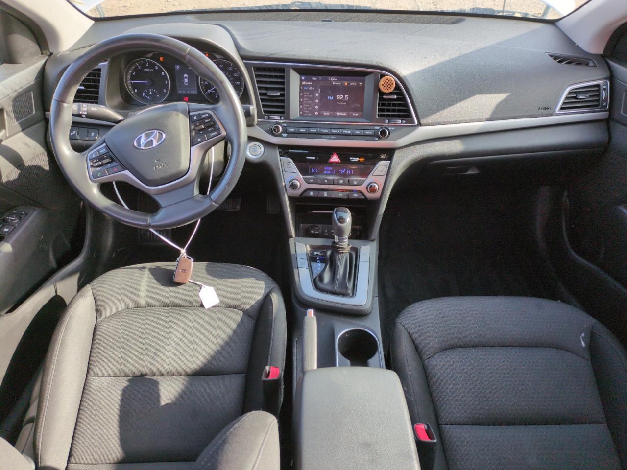 2018 Hyundai Elantra - Image 8