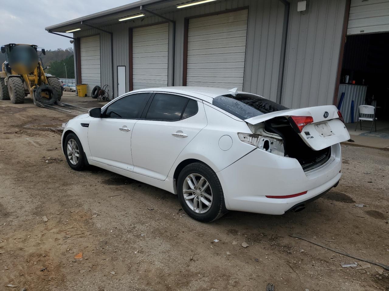 VIN KNAGM4A77D5361379 2013 KIA OPTIMA no.2