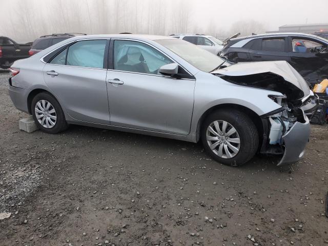  TOYOTA CAMRY 2017 Серебристый