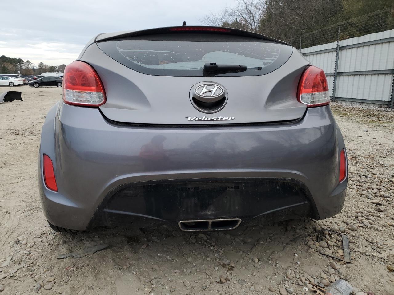 2012 Hyundai Veloster - Image 6