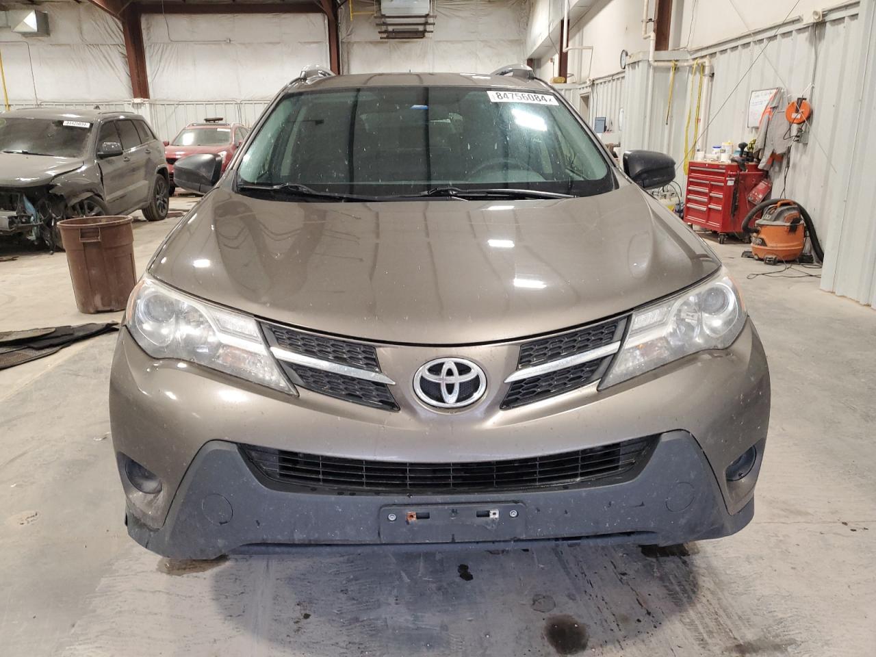 VIN JTMBFREV7FD119052 2015 TOYOTA RAV4 no.5