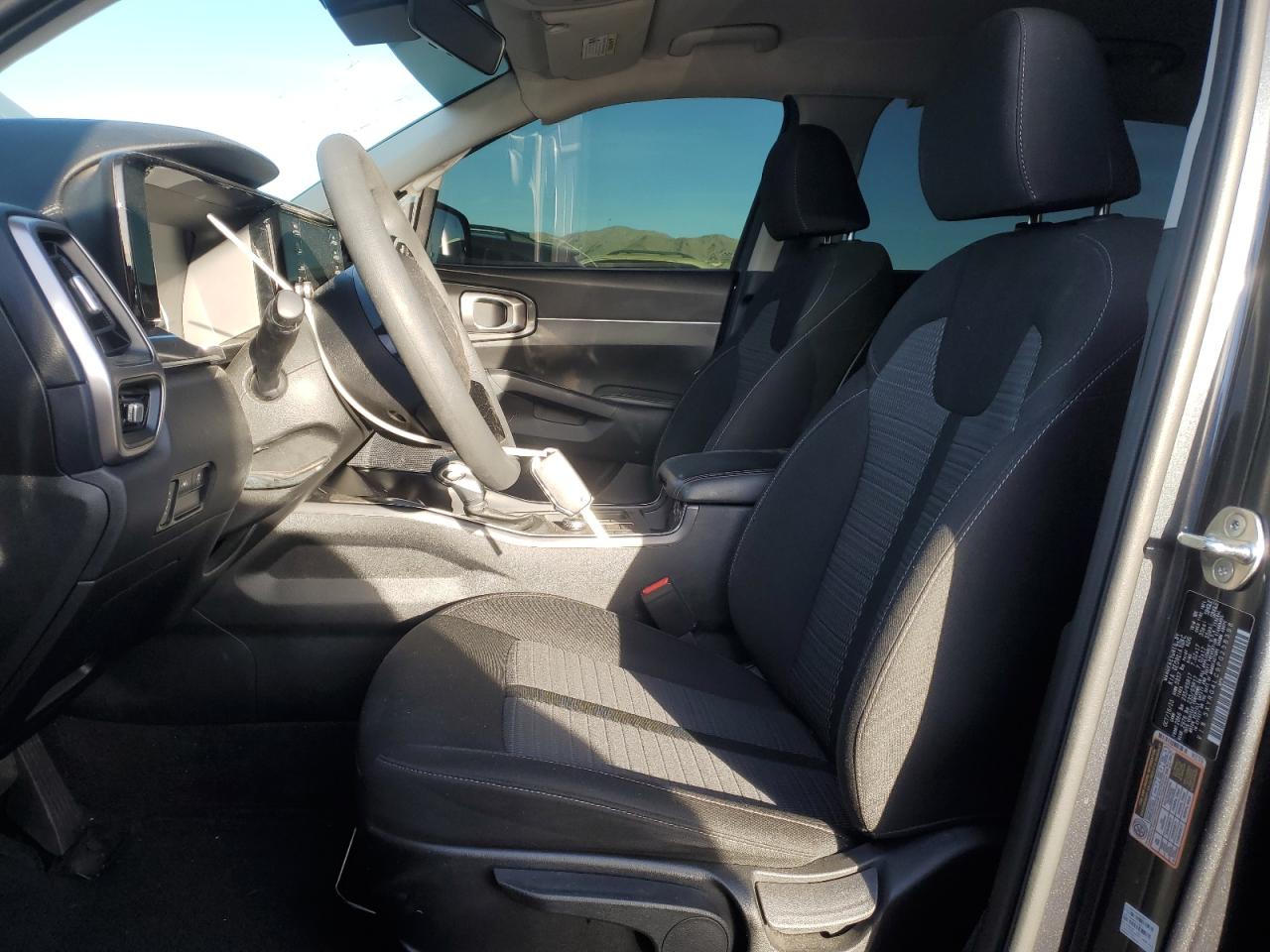 2023 Kia Sorento - Image 7