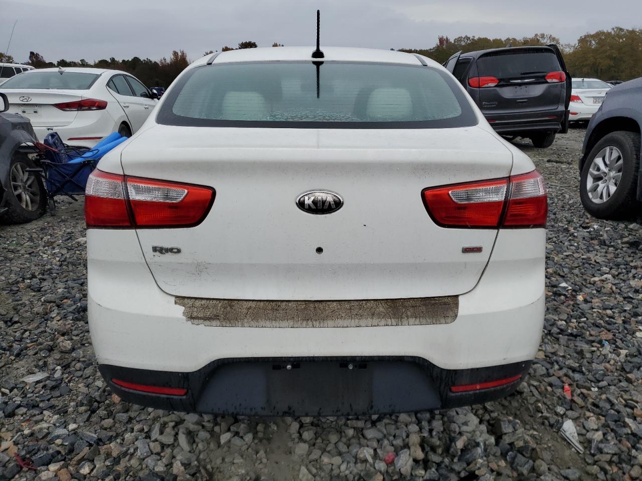 2013 Kia Rio - Image 6