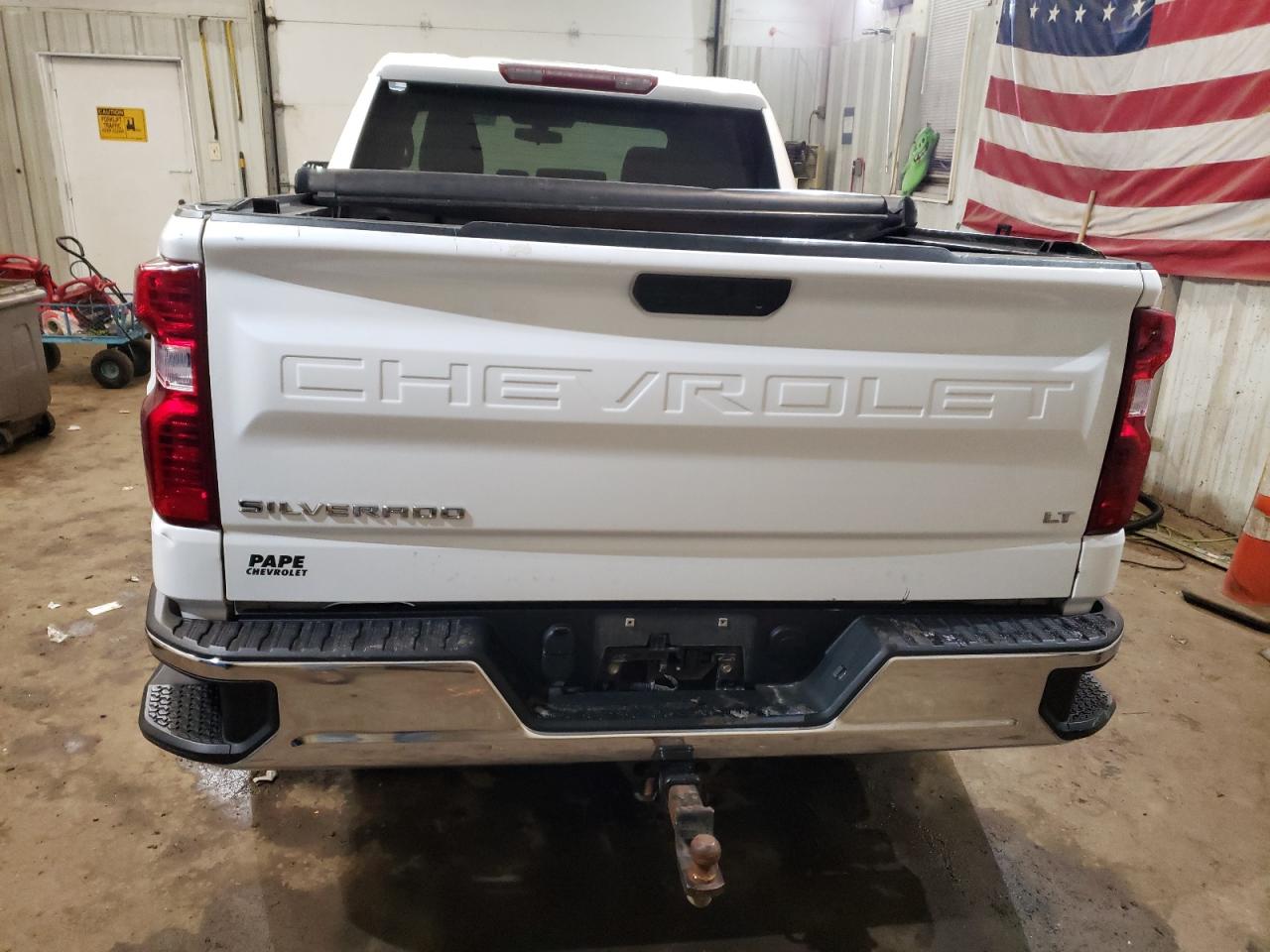 2019 Chevrolet Silverado - Image 6
