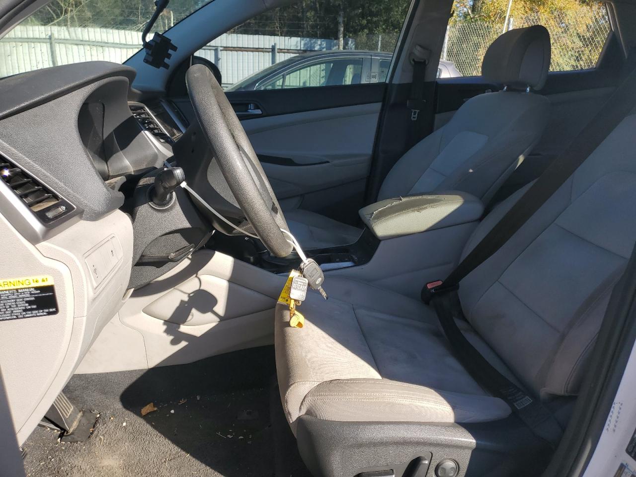 2016 Hyundai Tucson - Image 7