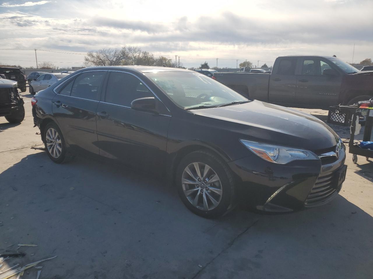 VIN 4T1BF1FK5GU576428 2016 TOYOTA CAMRY no.4