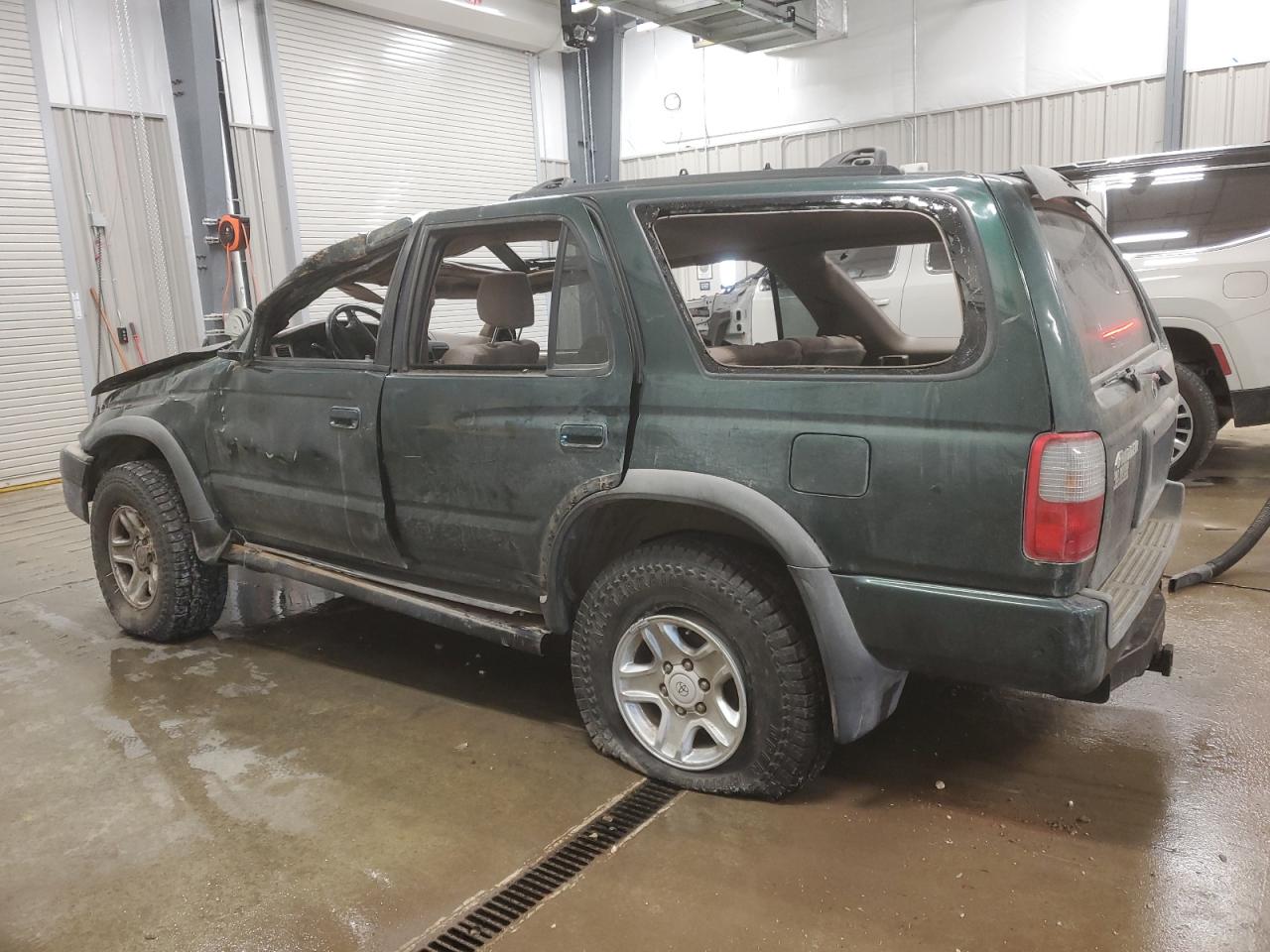 1999 Toyota 4Runner - Image 2
