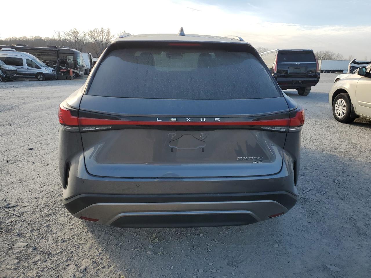 2023 Lexus RX - Image 6