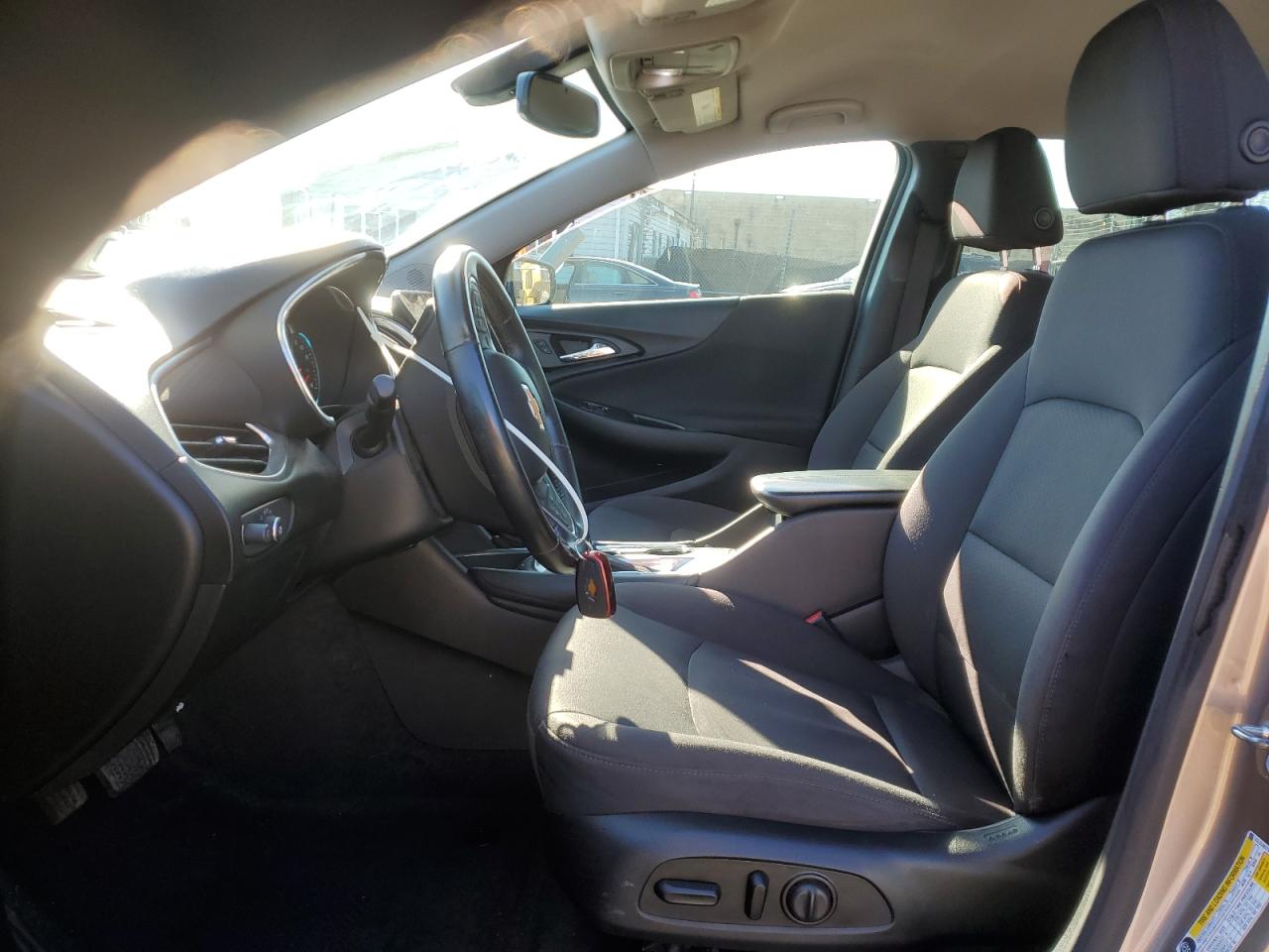 2018 Chevrolet Malibu - Image 7