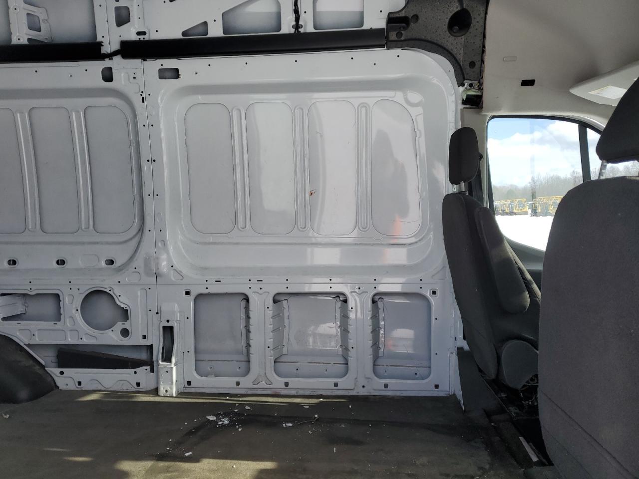2021 Ford Transit - Image 11