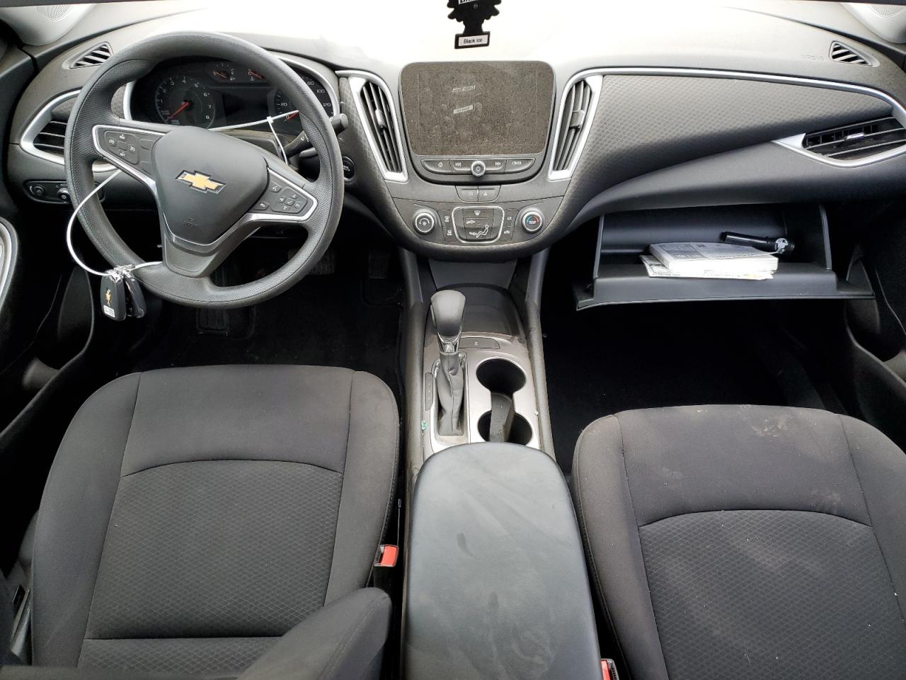 2022 Chevrolet Malibu - Image 8