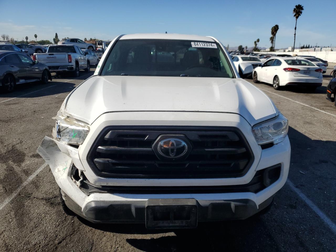 VIN 5TFRX5GN0KX164943 2019 TOYOTA TACOMA no.5