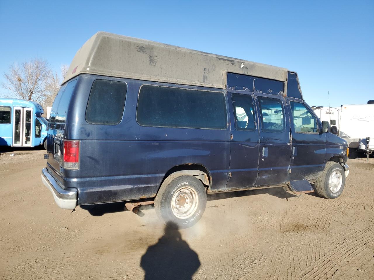 2002 Ford Econoline - Image 4