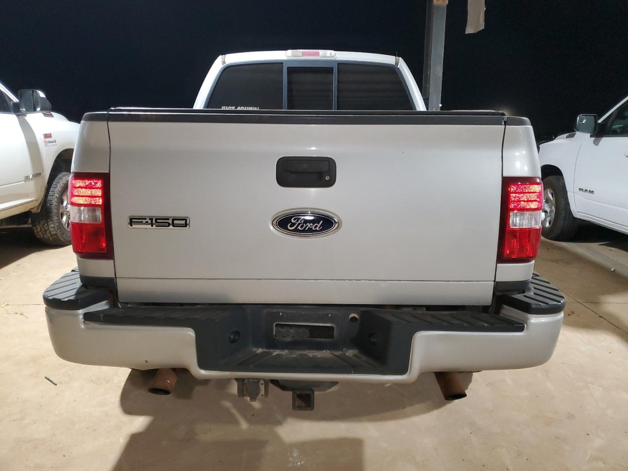 2005 Ford F-150 - Image 6