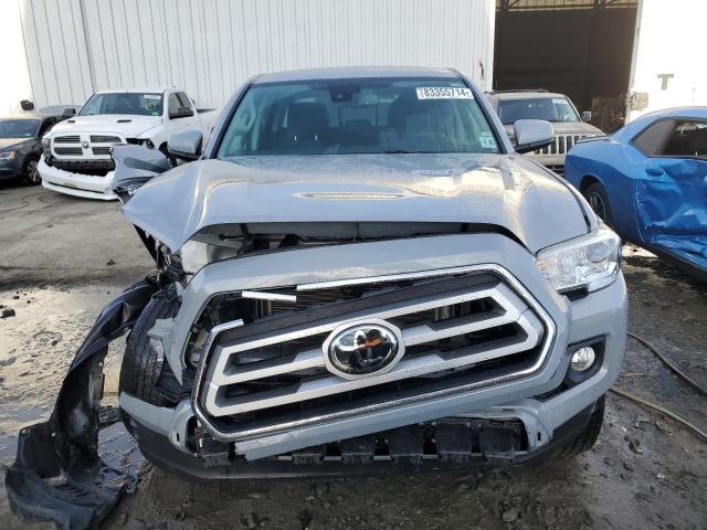 TOYOTA TACOMA 2021 Srebrny