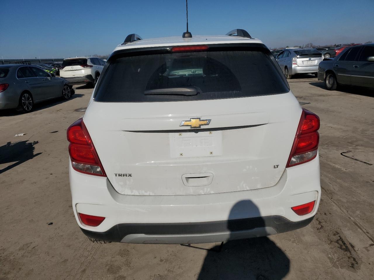 VIN KL7CJLSB1LB014599 2020 CHEVROLET TRAX no.6