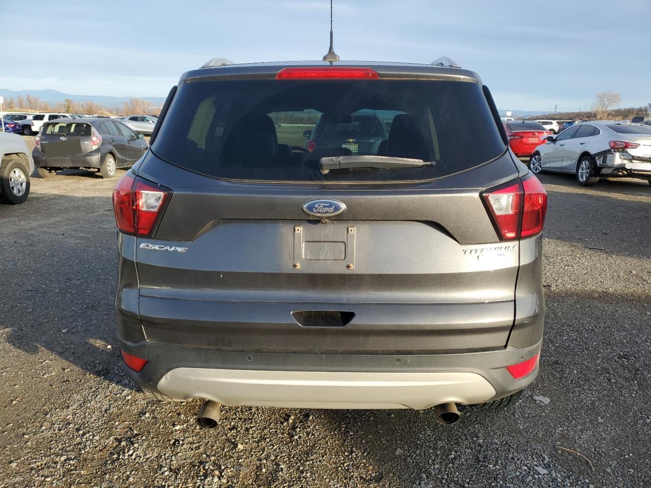 VIN 1FMCU9J98KUB63070 2019 FORD ESCAPE no.6