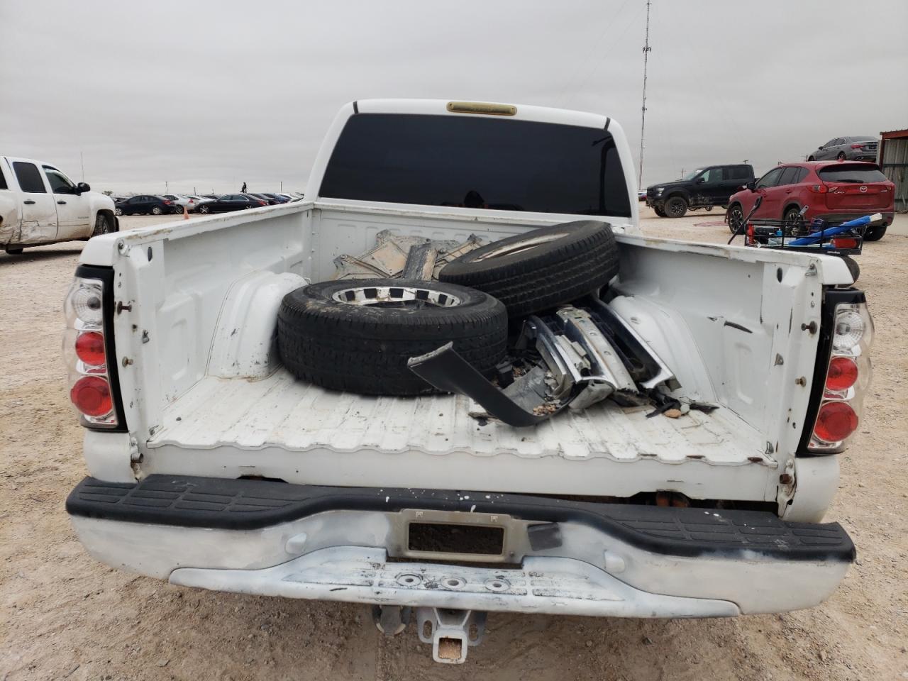1999 Chevrolet Silverado C2500 VIN: 1GCFC29U5XZ120983 Lot: 50229435