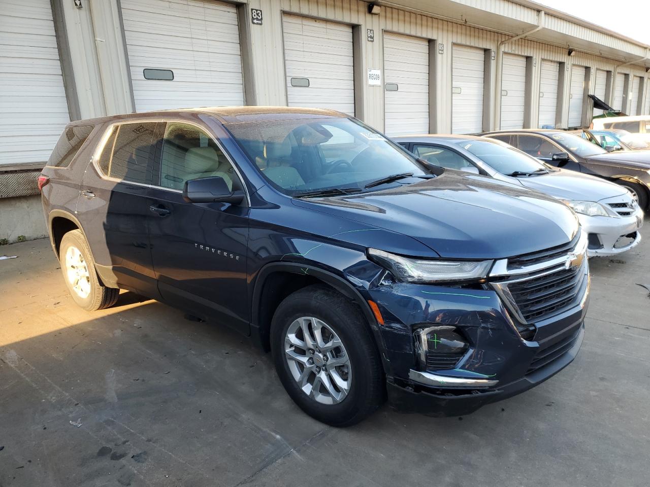 2022 Chevrolet Traverse - Image 4