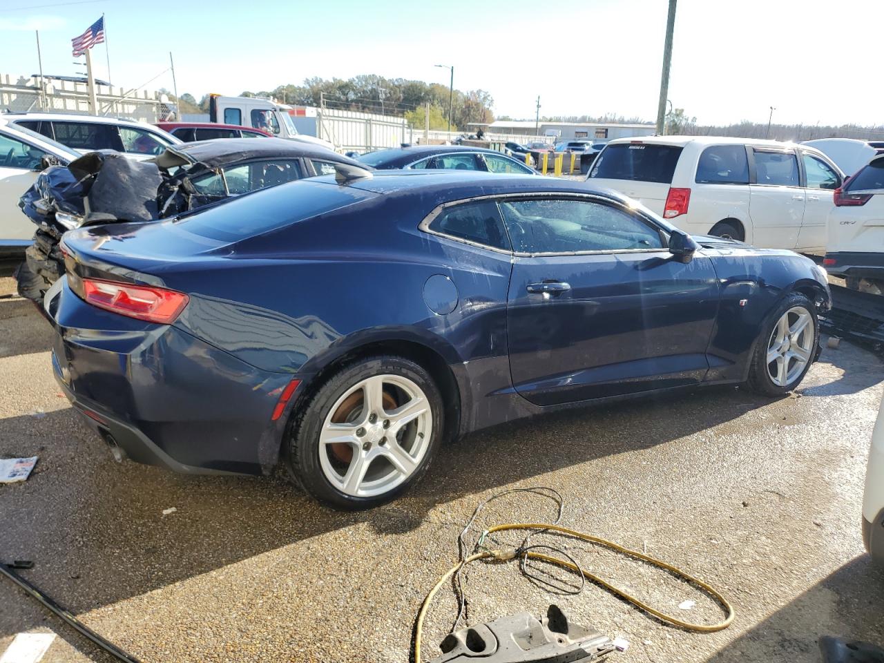 VIN 1G1FB1RS9G0163330 2016 CHEVROLET CAMARO no.3