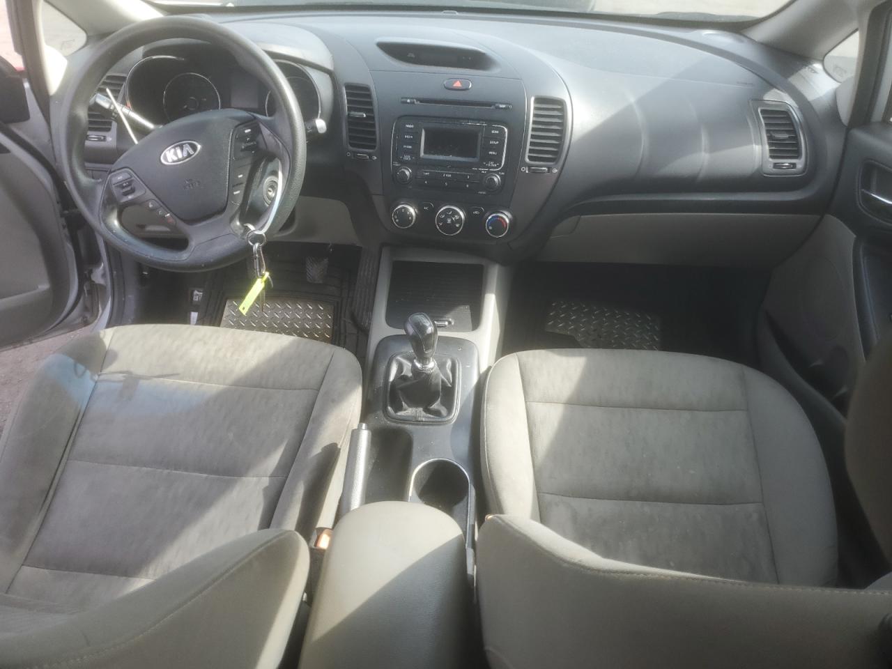 2015 Kia Forte - Image 8