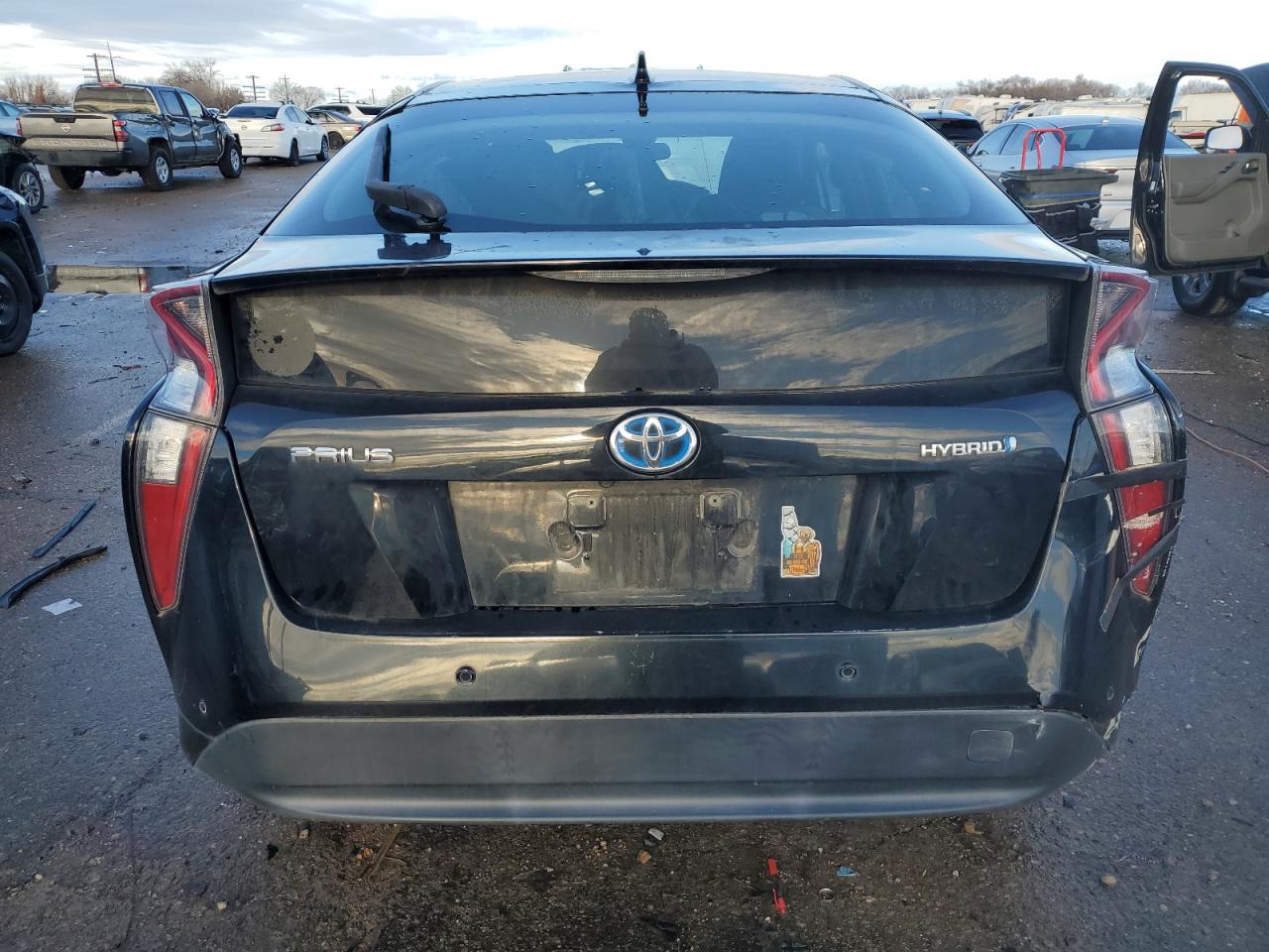 VIN JTDKBRFU1J3581171 2018 TOYOTA PRIUS no.6