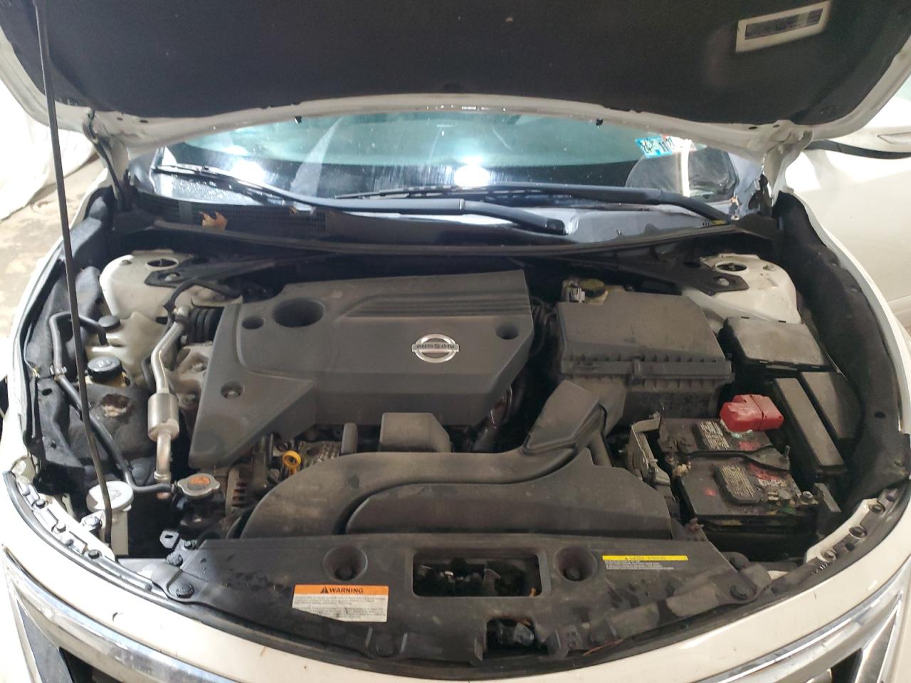2015 Nissan Altima - Image 12